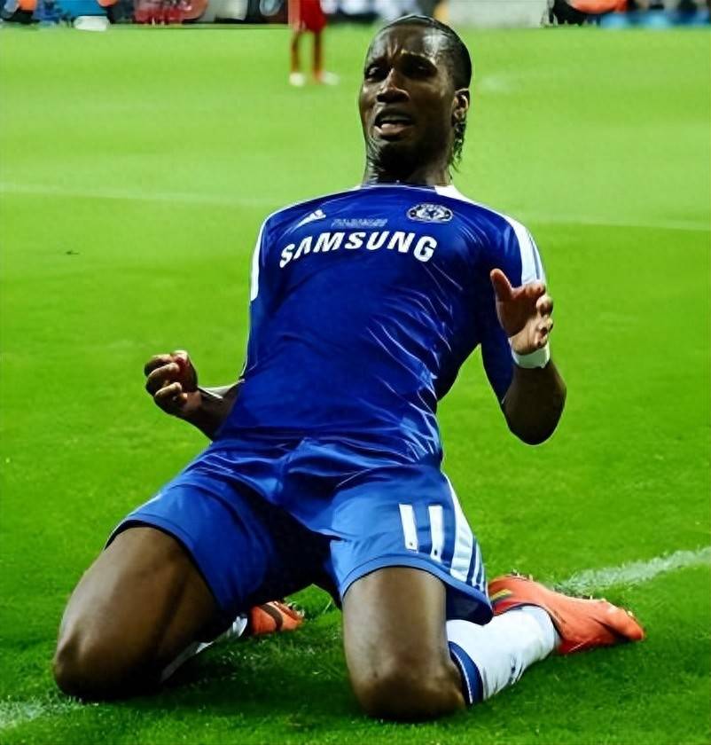 德罗巴在皇家马德里比赛中锐不可当,败北引发热议!热度持续攀升 德罗巴在皇家马德里比赛中锐不可当,败北引发热议!热度持续攀升