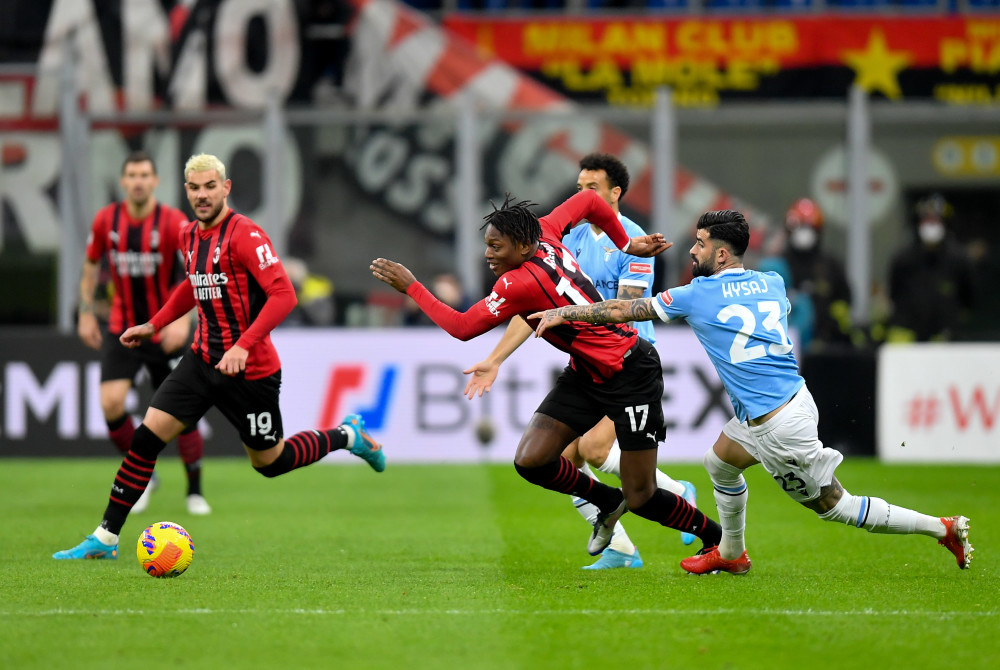 意大利杯加时末段再迎强敌；AC米兰状态回暖；主帅态度：话题不断；赛程密集仍需轮换的简单介绍