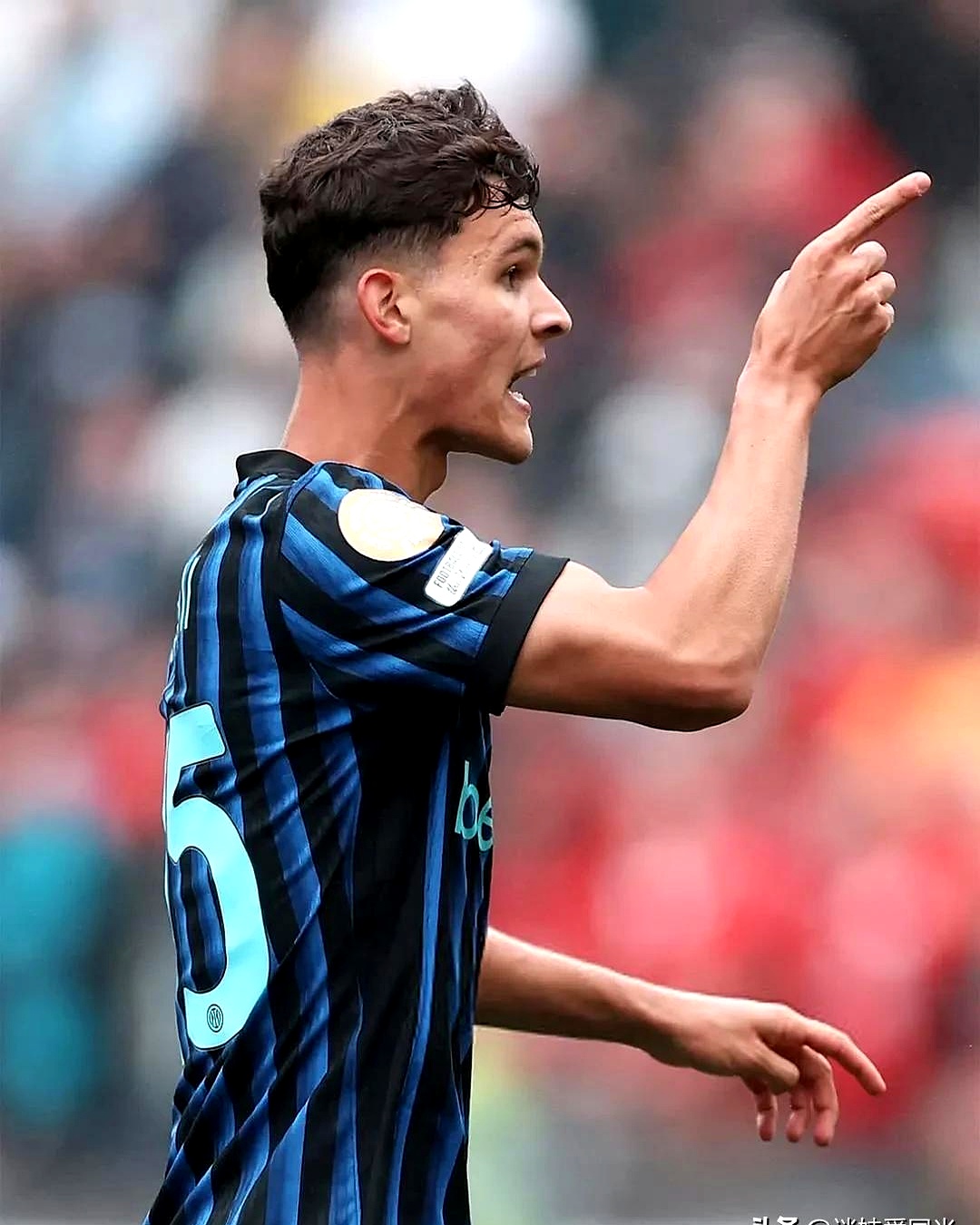 冲刺阶段英超传出新动向，国际米兰复出首秀，管理层表态——管理层满意，高层口径保持一致的简单介绍